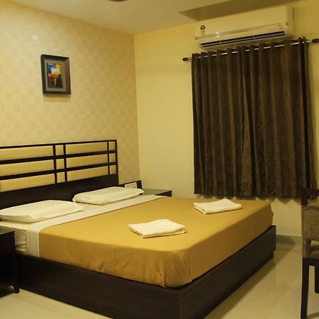 Hotel M.P Temples Inn Kumbakonam Buitenkant foto