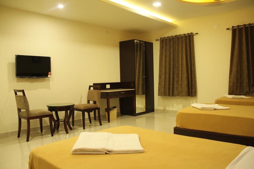 Hotel M.P Temples Inn Kumbakonam Kamer foto