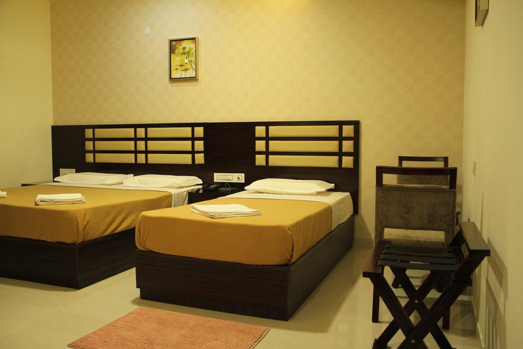 Hotel M.P Temples Inn Kumbakonam Kamer foto